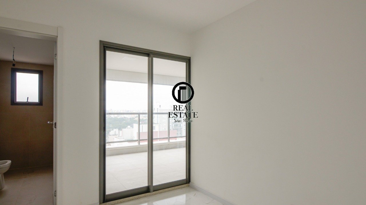 Imagem da propriedade RE35631 12