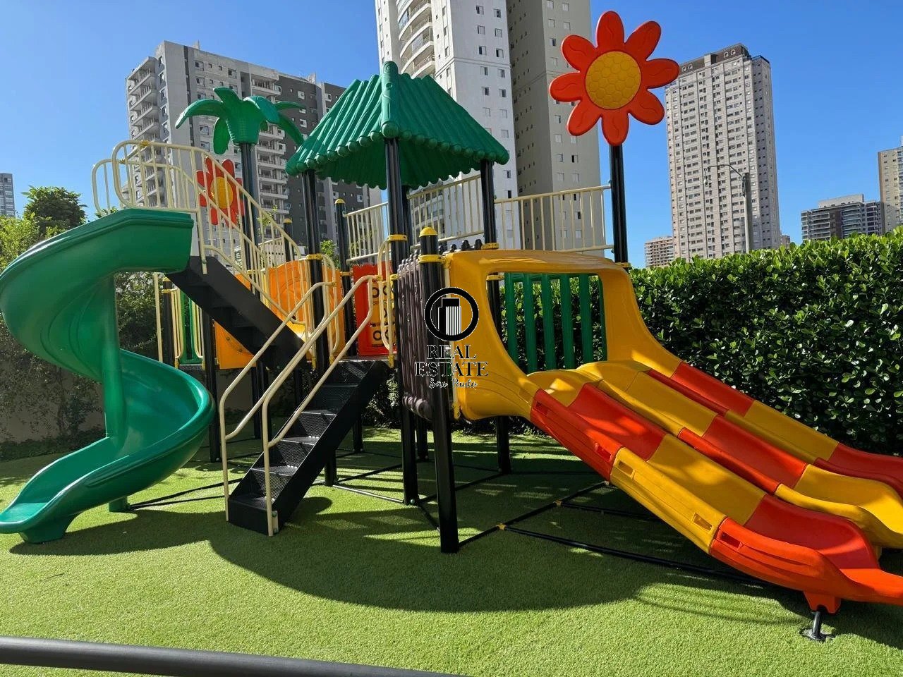 Imagem da propriedade RE43093 18