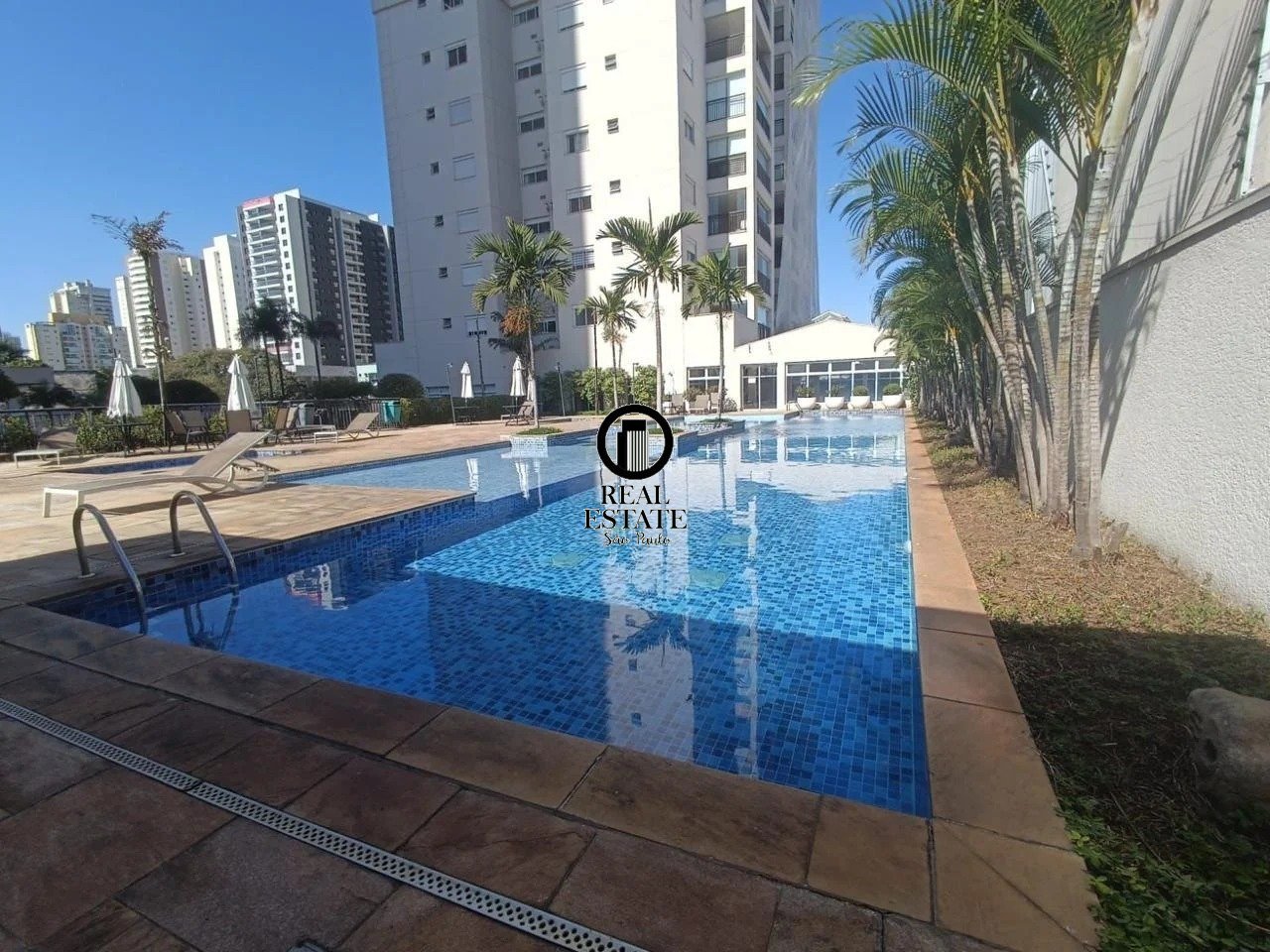Imagem da propriedade RE43093 23