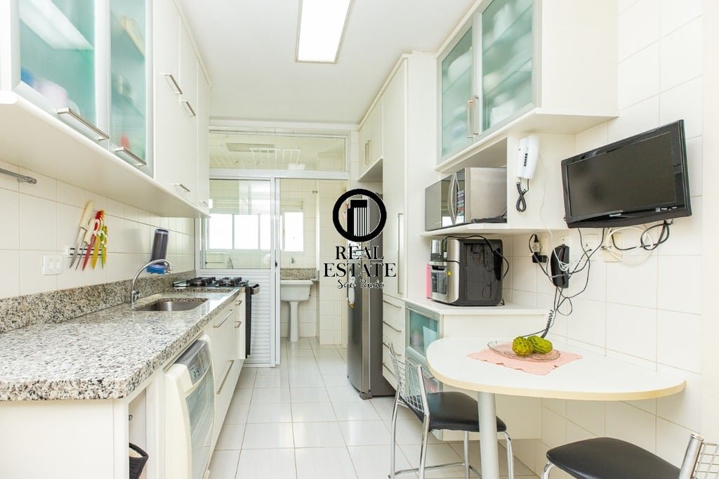 Imagem da propriedade RE44401 18